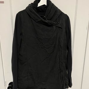 Lululemon Blissed Out Wrap Sz 8 In Black Women’s